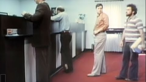 Candid Camera Classic: Stuck on Bank Line