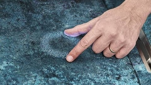 “Shy Tech” Demo in the BMW Vision iNEXT