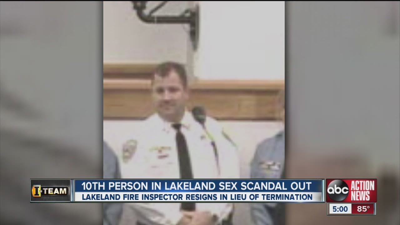 employee resigns in lakeland police youtube employee resigns