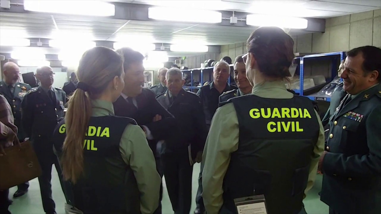 La Guardia Civil presenta  nuevos medios materiales: 900 vehículos y 6000 chalecos antibala