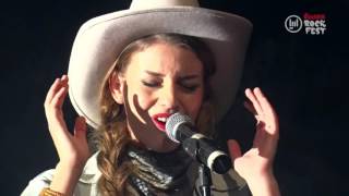 Sofia Levchenko and The Wild Coyote - If Love is a red dress