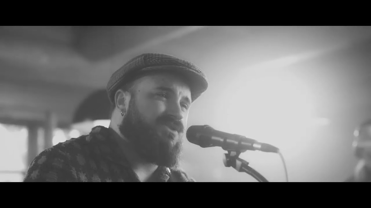 FELICIA - MOJO AUGUST (LIVE IN BOHEMIA)