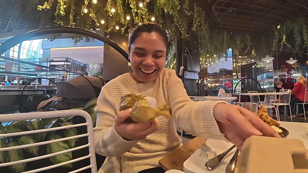 REGALO SA SARILI KO NGAYONG TAON AT MGA NATATANGGAP KONG REGALO MULA SA IMPORTANTENG TAO SA BUHAY KO