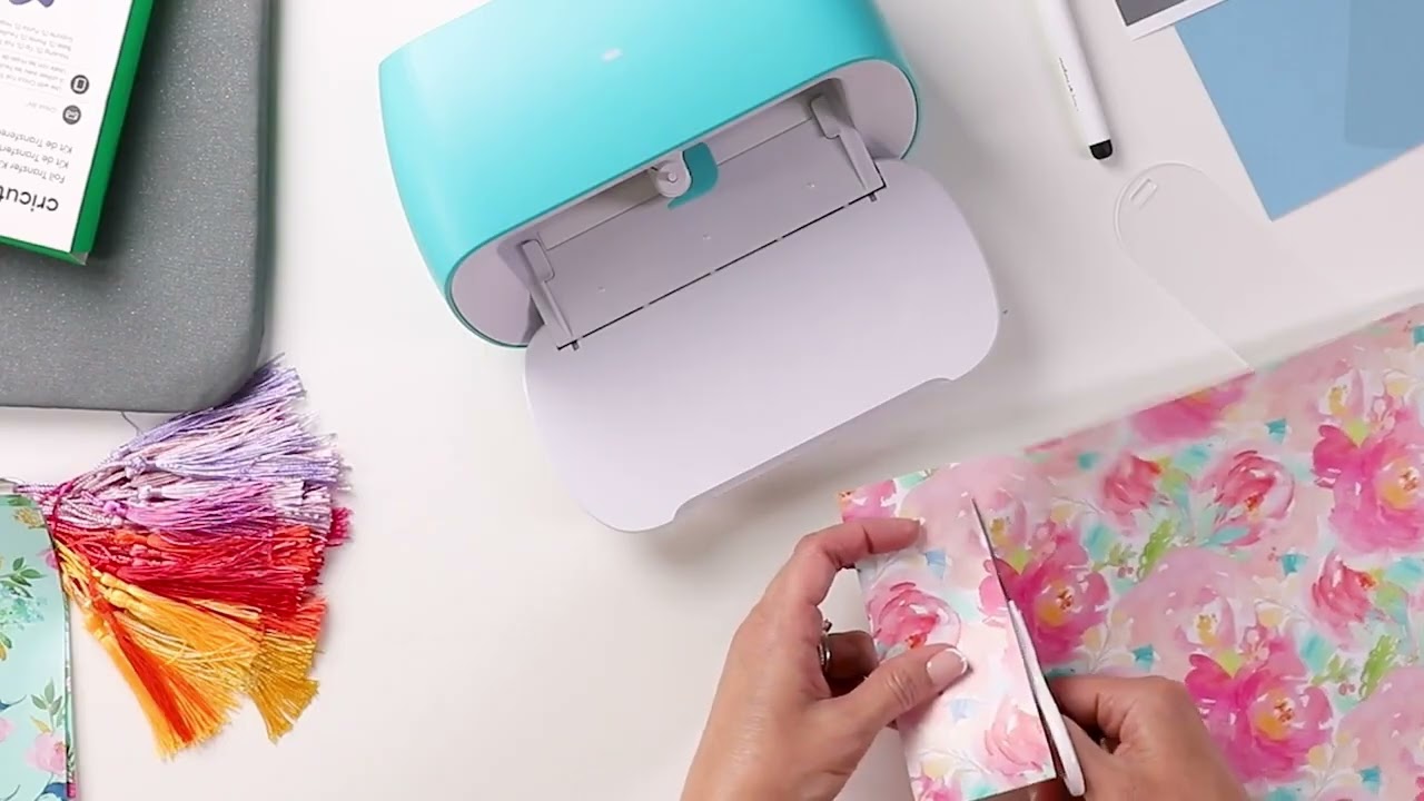 Prenosni rezalnik in pisalni stroj