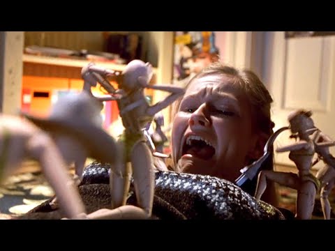 غلطة مصنع حولت الالعاب لمحاربين اشرار ملخص فيلم  