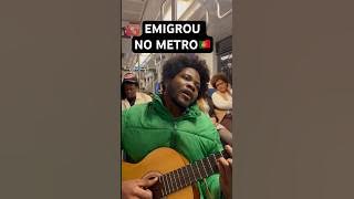 Emigrou - Klaudio Hoshai canta no metro de Lisboa #viralvideo #kizombabahia #music #kizombadaboa