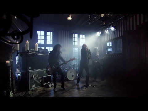 Vandenberg's MoonKings - Breathing (Official Video)