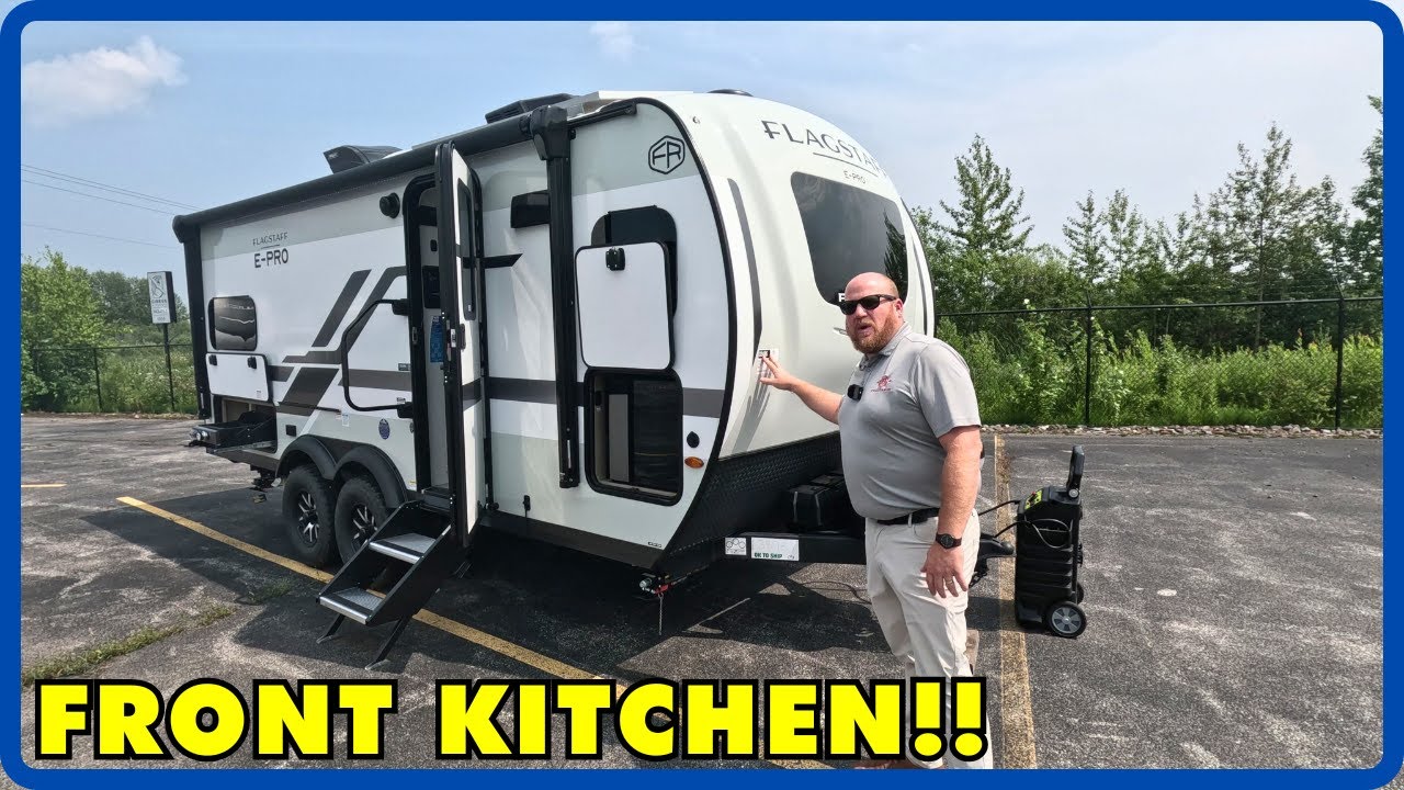 Прицеп для коротких путешествий с фронтальной кухней! Forest River Flagstaff E-Pro E20FK 2026 года
