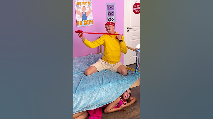 He hid the girl under the bed 🤫