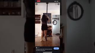 GIF’s of pole dance fails from women! 😂😂😂