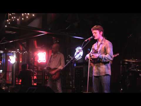 Warren Hood & the Hoodlums- It's Not The Spotlight...