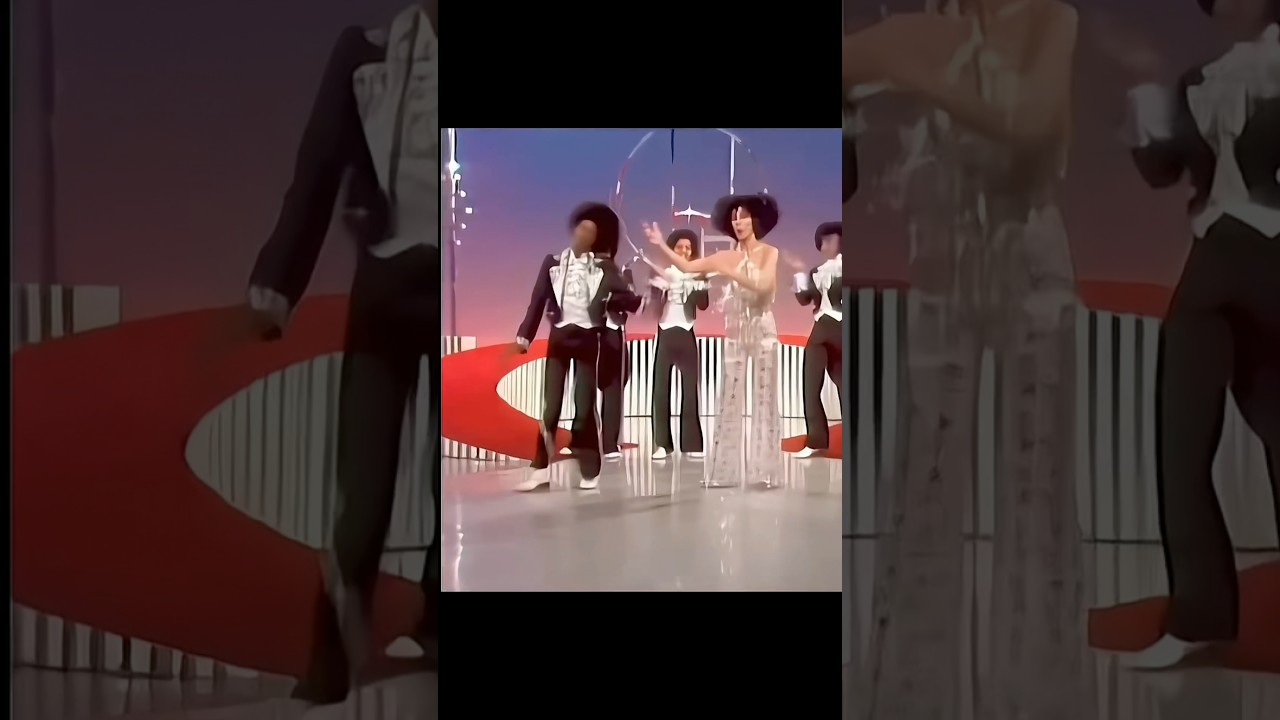 MICHAEL JACKSON DOES THE ROBOT ON CHER SHOW 1973 😯