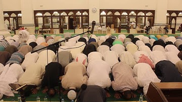 القارئ عبد الرحيم أسكور يبدع في صلاة التراويح بالدوحة  (1).