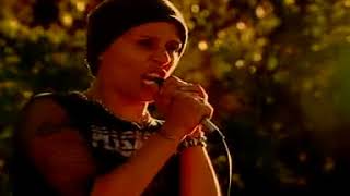 Fertil Miseria -  Desplazados