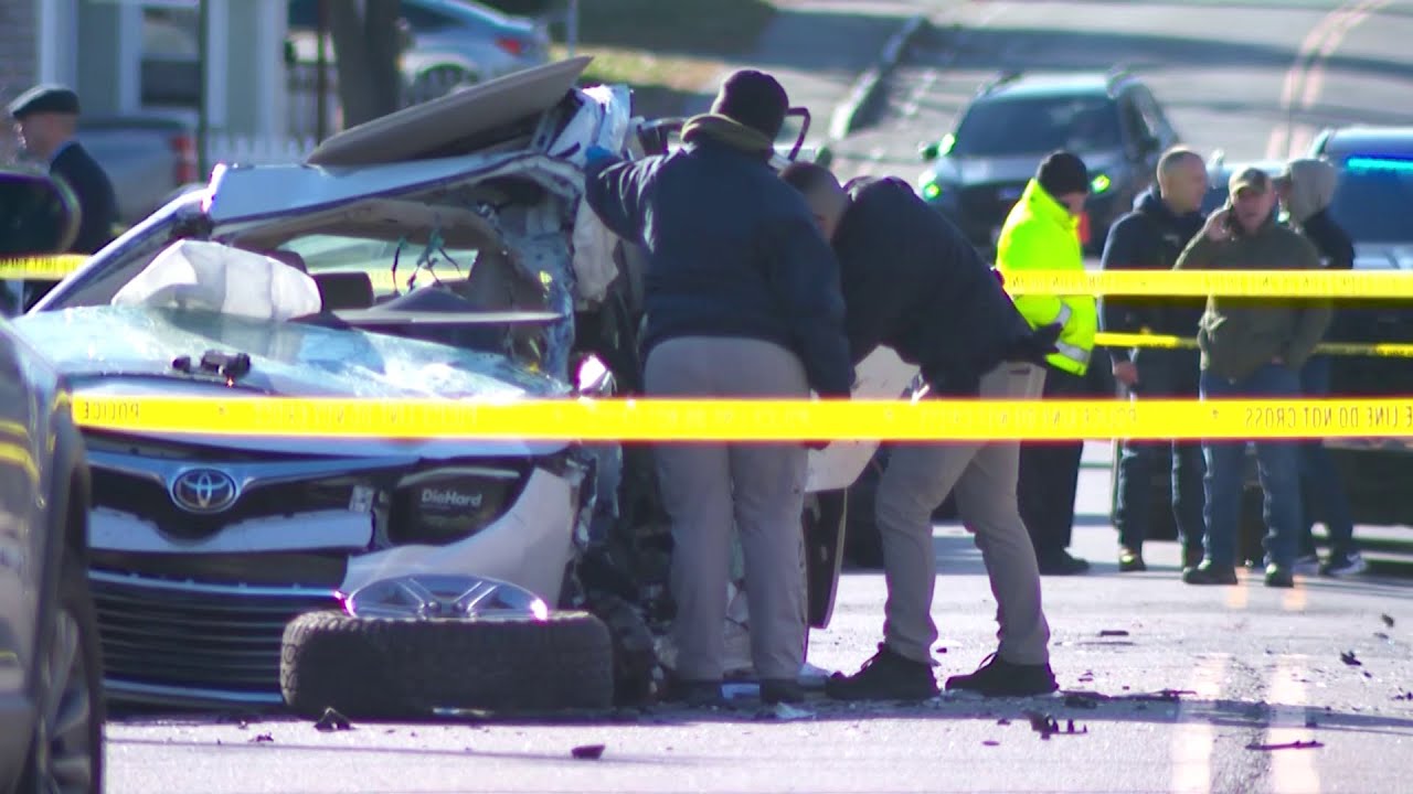 Driver facing charges in fatal crash after police pursuit - YouTube