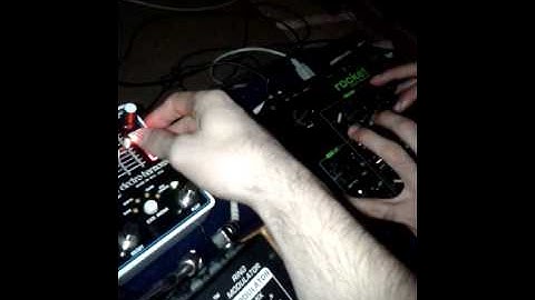 Waldorf Rocket + Moog Ring Modulator + Moog FreqBox + EHX 8 Step Program (1/2)