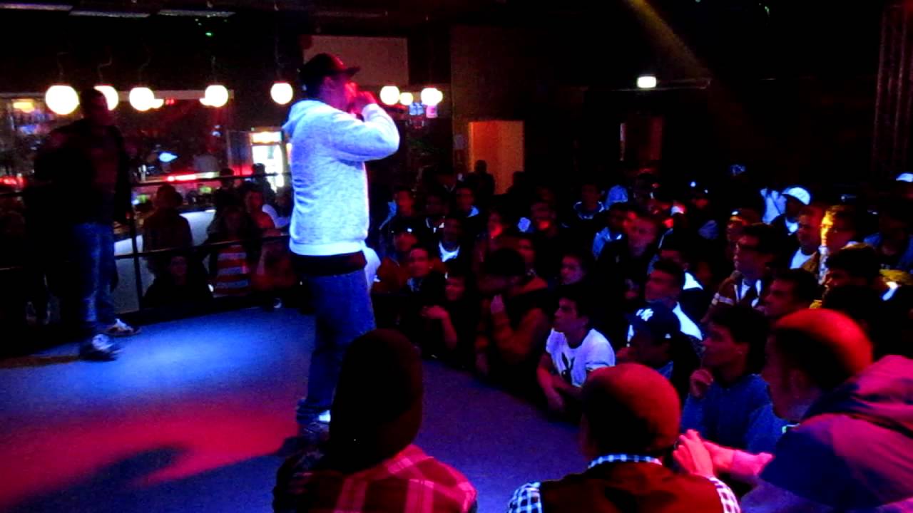 FIGHT CLUB: Mekoslesh VS TriplaB