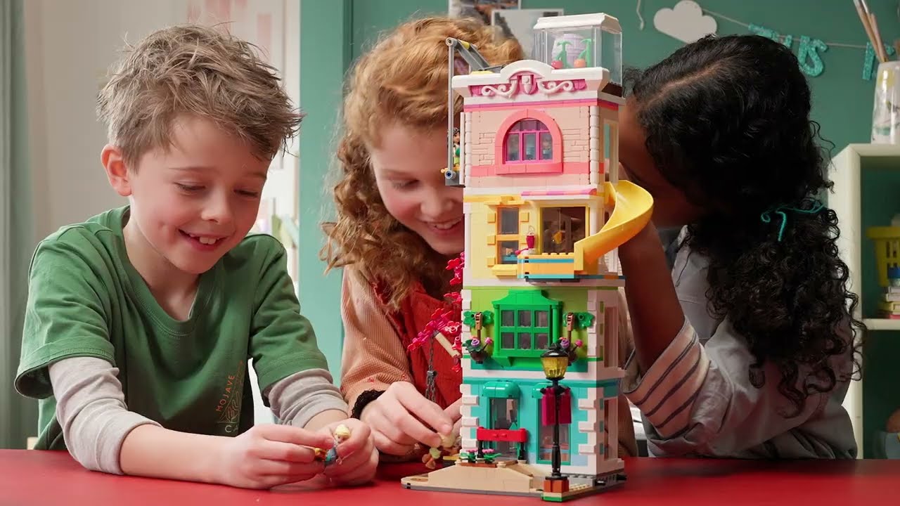 41748 - LEGO Friends 41748 Heartlake City Community Centre