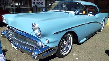 Santa's Doo Wop Helpers - All I Want For Christmas Is You