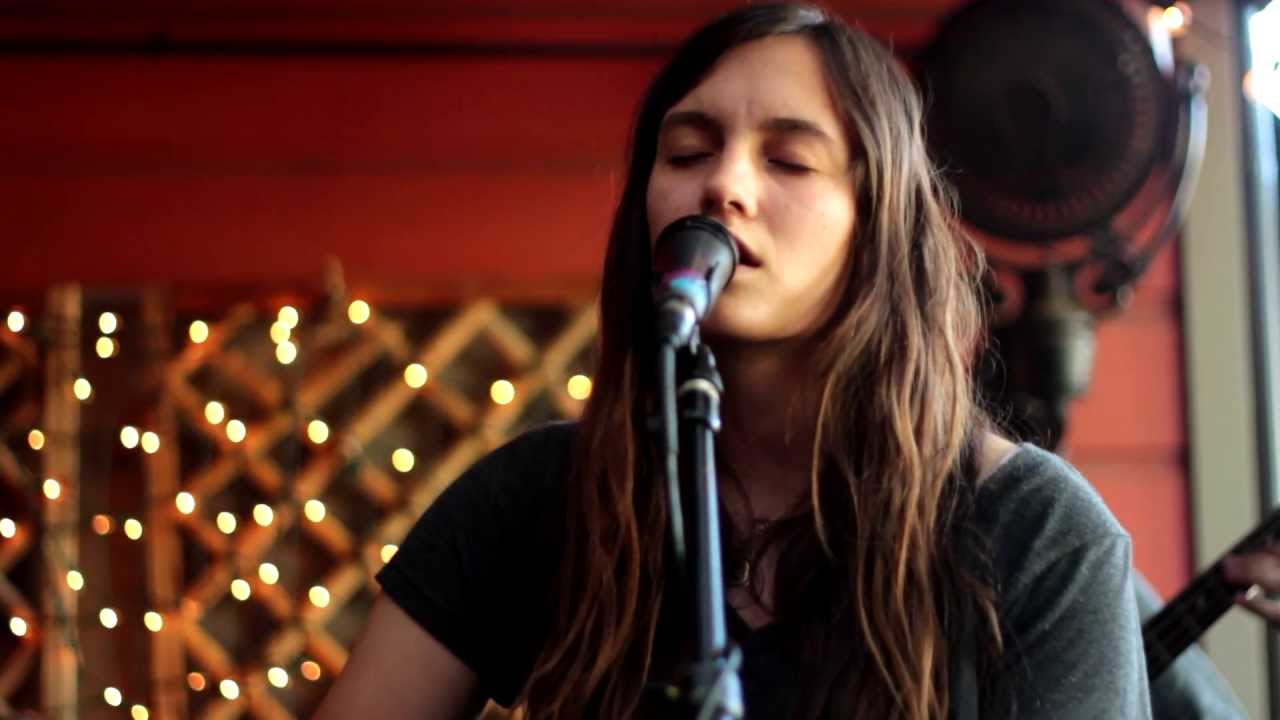 Alicia Murphy - "Dreamers" [Live at the Davis Music Festival]