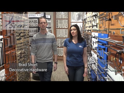Selecting Decorative Hardware