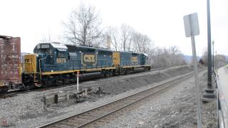CSX C711 Backs off the Newburgh Industrial Track
