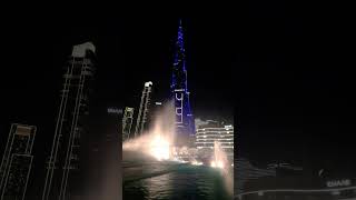 Dancing water, shining lights, and the Burj Khalifa. The perfect trio #dubai #dubaimall #burjkhalifa