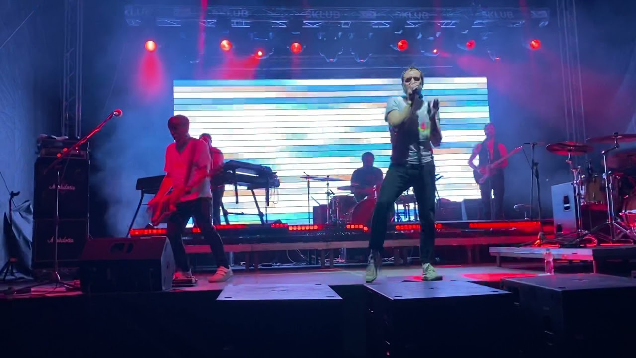 Tata Bojs - Olomouc - 3.7.2021 - 220 Travoltů