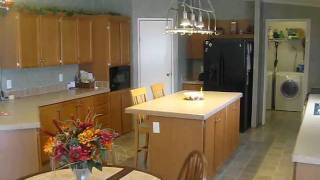 Kitchen and Living Room, 905 E. Mesquite Ln, Victoria TX 77901
