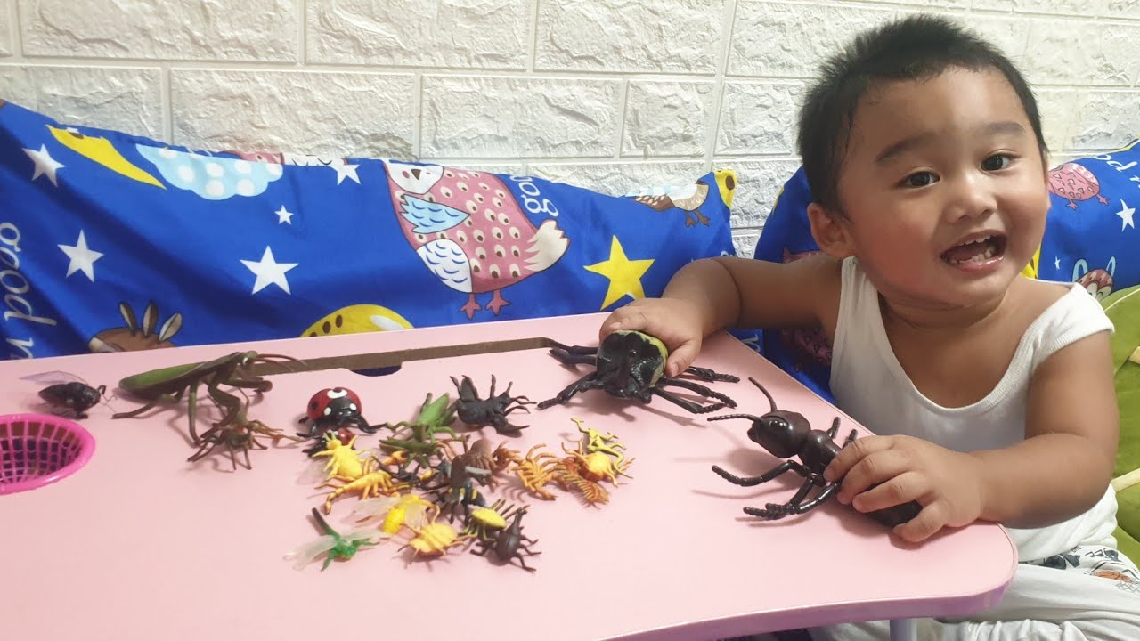 Super insects ni baby ang dami Playing with insects Insect Toys