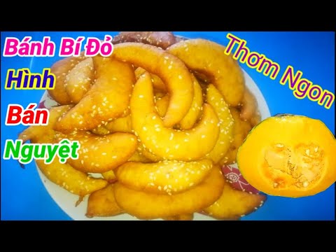 Cách làm độc đáo tạo nên món bánh bí đỏ mềm dẻo thơm ngon , hình bán nguyệt siêu đẹp. Cách làm độc đáo tạo nên món bánh bí đỏ mềm dẻo thơm ngon , hình bán nguyệt siêu đẹp.