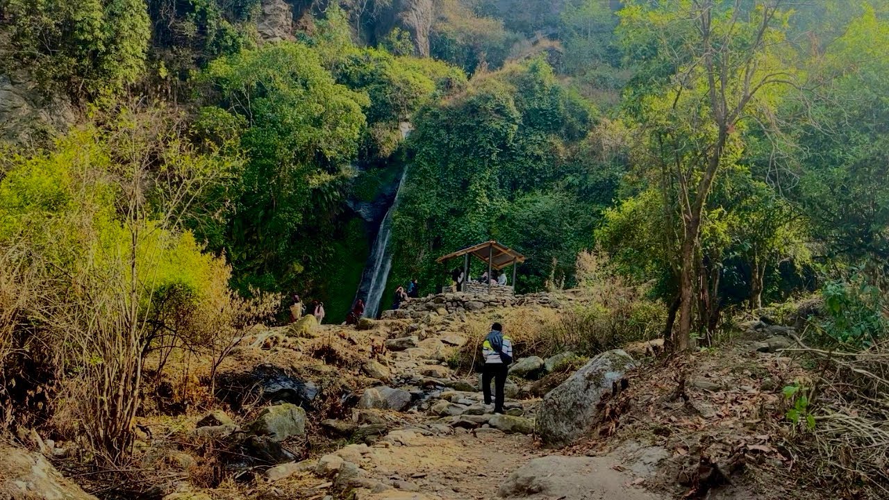 Santaneswar mahadevko darsan garna jada 