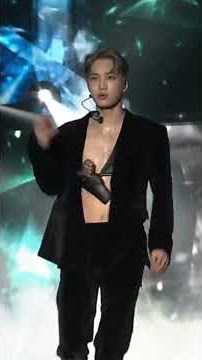 Kai Intro ~ Love shot 💎 🎶🔥 #EXO #Kimjongin #nini🐻 #Gucciboy