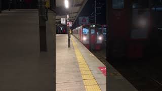 JR別府駅 普通大分行き入線