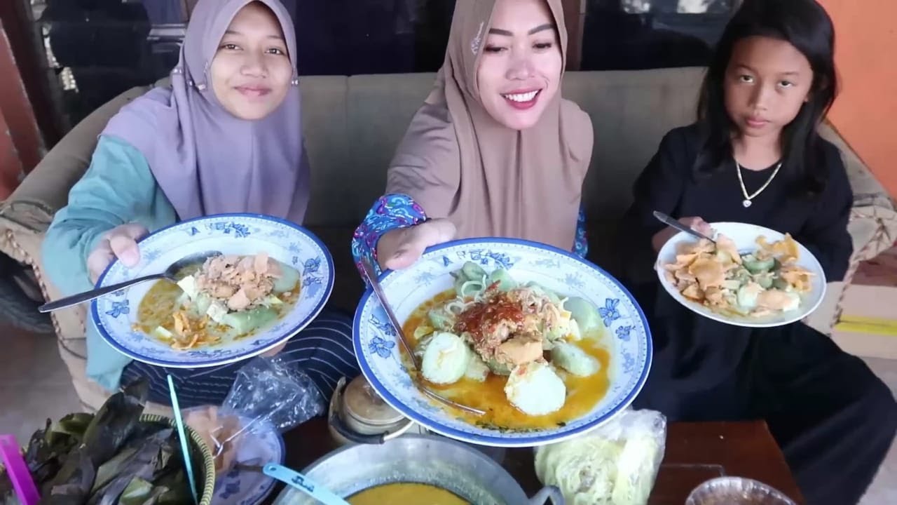 MENU SUPER KELUARGA KAMI PAS LEBARAN IDUL ADHA. SEMUA SUKA