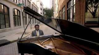 COBHAMS ASUQUO - Ordinary People (OFFICIAL VIDEO) chords