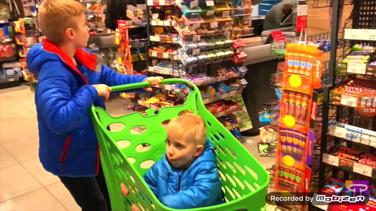 На канале мистер Тиша YouTube