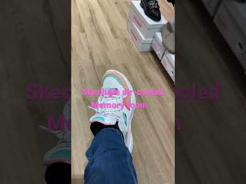Skechers Air-Cooled Memory