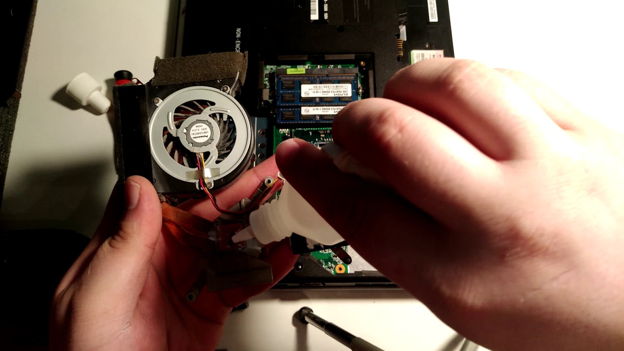 Замена термопасты на ноутбуке Lenovo ThinkPad Edge 15