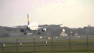 Lufthansa A320SL soft morning landing / KLM Embraer 190 landing @Bremen screenshot 2
