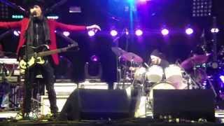 Beck - Hotwax - Live in San Francisco, Treasure Island Music Festival 2013