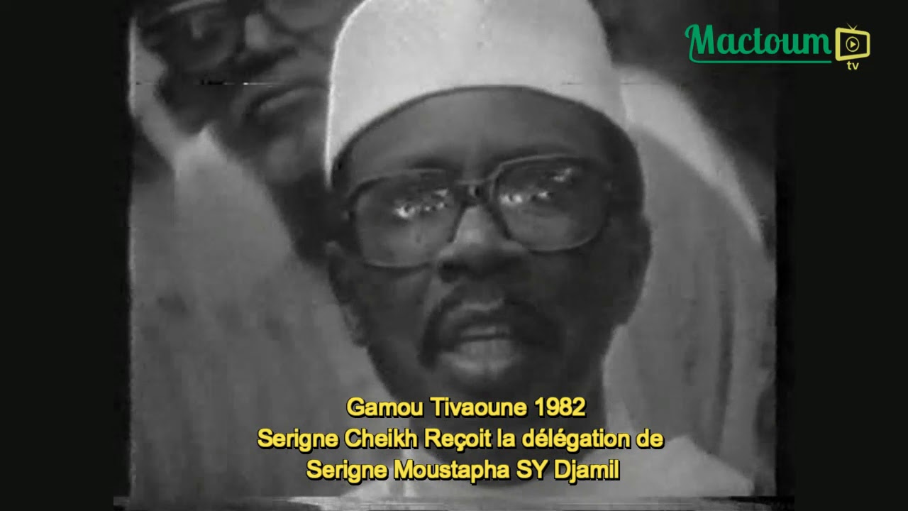 Gamou 1982 / Serigne Cheikh Reçoit la Délégation de  Serigne Moustapha SY Djamil