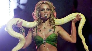 Britney Spears - I'm Slave for you (Live 2001) Reversed