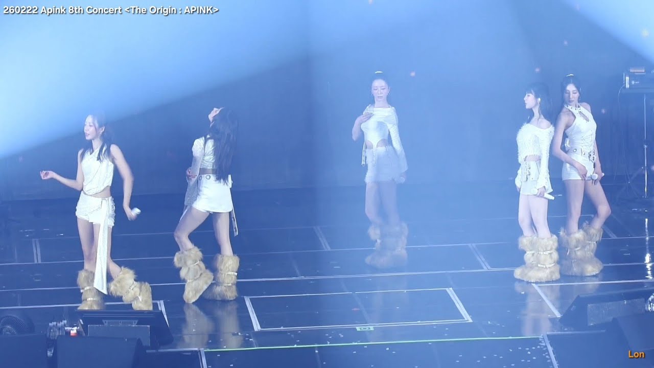 260222 Apink 8th Concert [The Origin : APINK] - LUV
