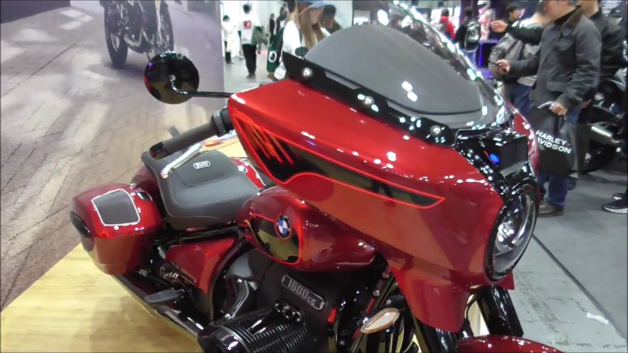 BMW R 18 B 2026 ドラゴンファイヤー・レッド・メタリック 空油冷水平対向2気筒4ストロークエンジン