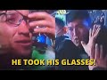 Fan steal Charles oliveira’s glasses