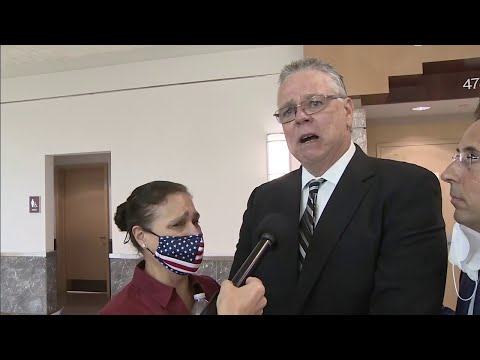 Ex-school cop Scot Peterson emotional after hearing on Parkland shooting