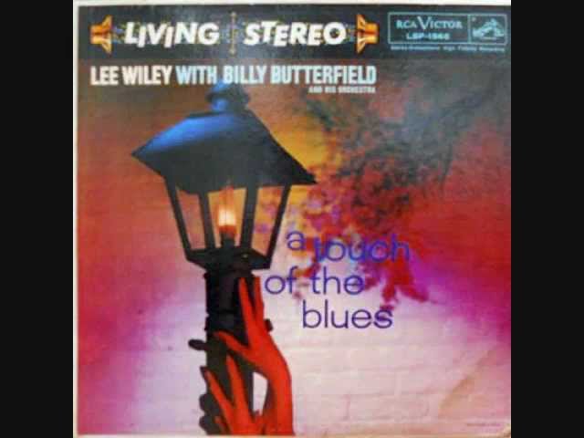 Ver Lee Wiley - Between the Devil and the Deep Blue Sea no YouTube