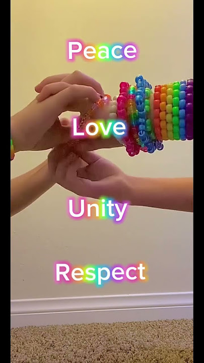 How to trade Kandi -Willow and ozzy #kandi #rave #scenekid #grunge #plur #bracelets