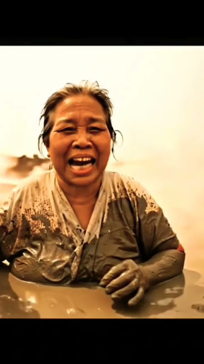 berendam di lumpur lapindo gaes #ai #hiburan #video